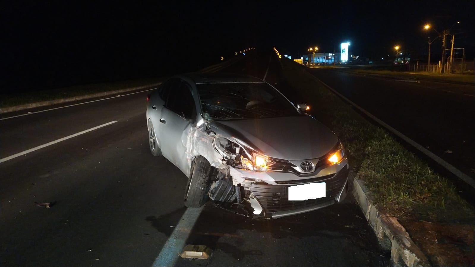 Colisão entre dois veículos é registrada no entroncamento da ERS-239 com a ERS-115 em Taquara