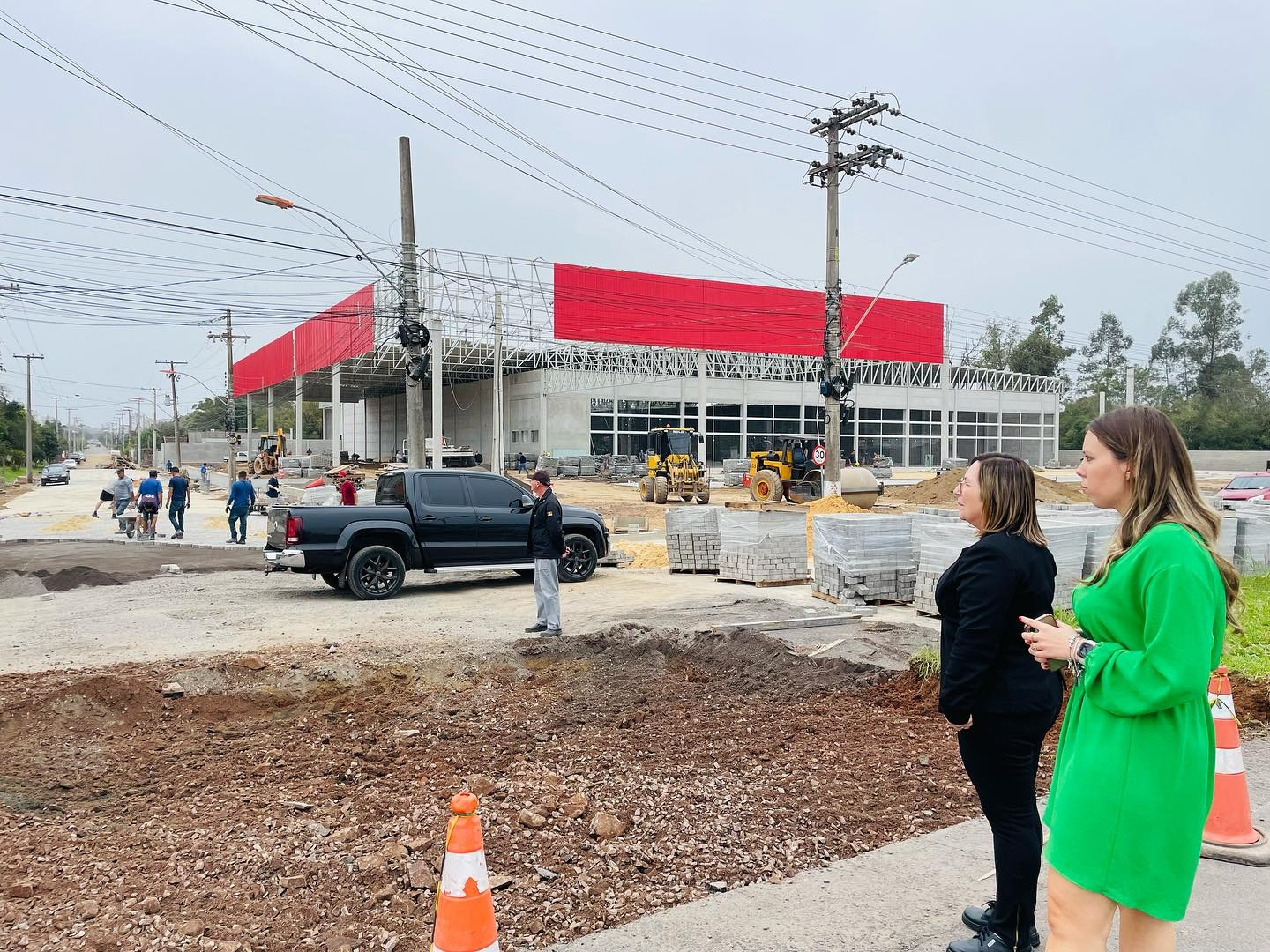 Taquara: trecho da Rua Pinheiro Machado segue isolado para obras no bairro Jardim do Prado