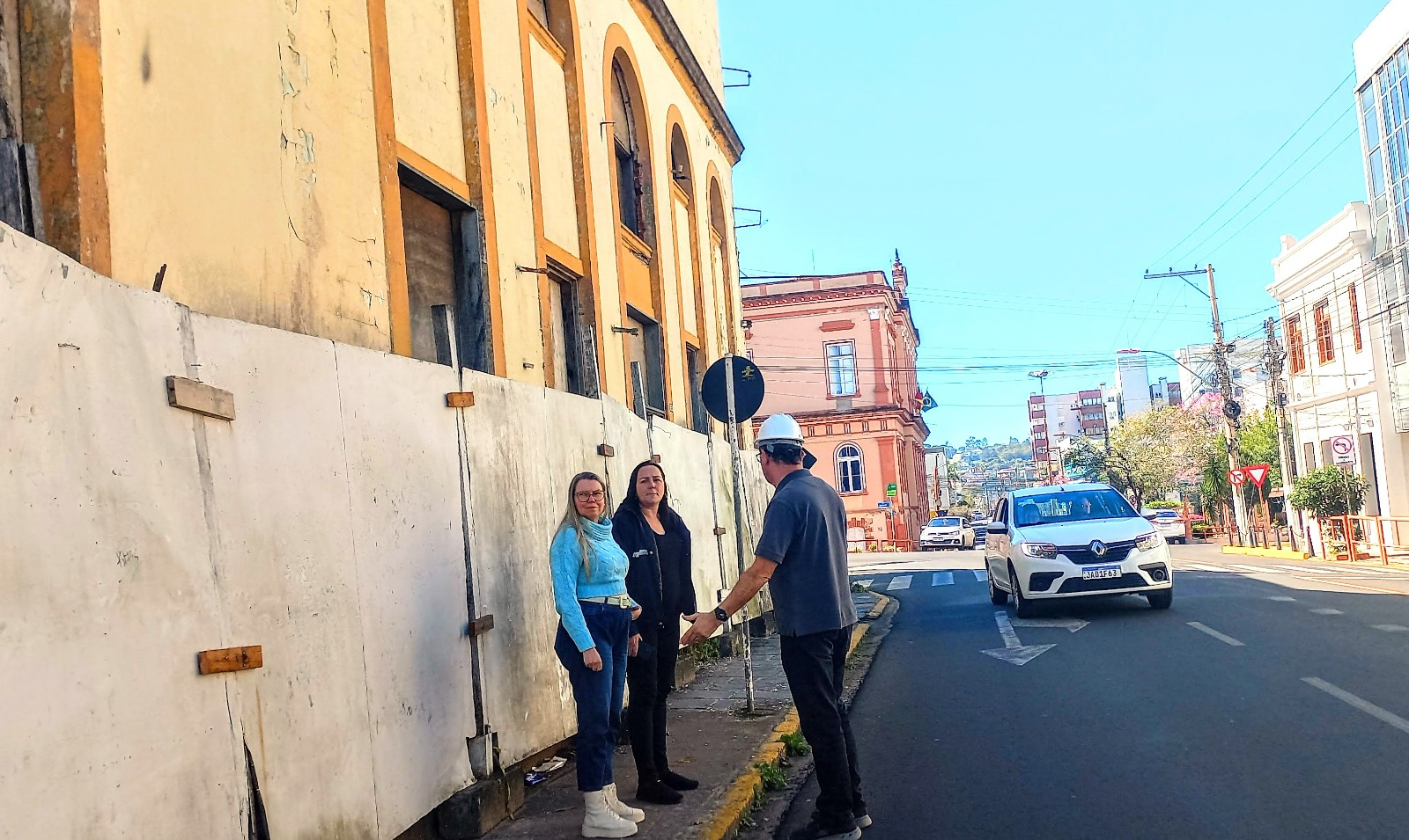 Trânsito da rua Tristão Monteiro em Taquara será alterado para obras da Casa Vidal