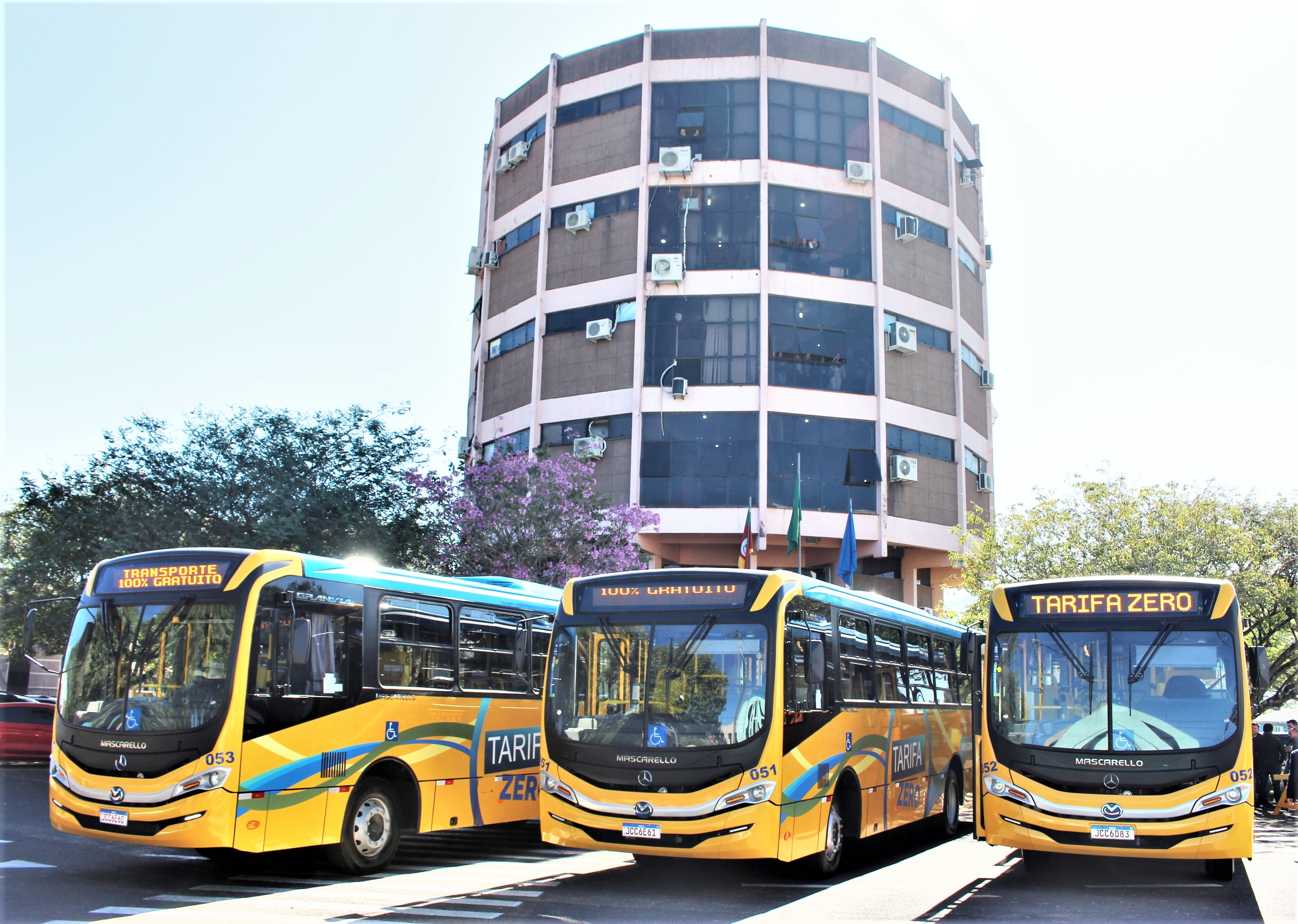 Tarifa Zero de Parobé conta com veículos zero quilometro e aplicativo que mostra localização dos ônibus