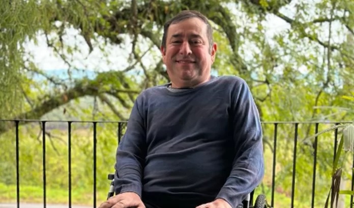 Família e amigos de taquarense com esclerose lateral amiotrófica realizam campanha solidária para adquirir carro adaptado