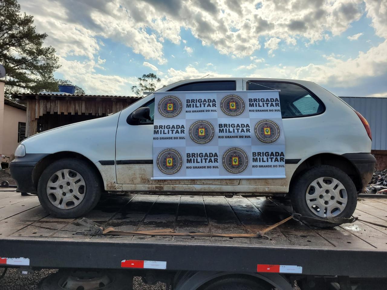 Veículo furtado em Campo Bom é recuperado em Rolante