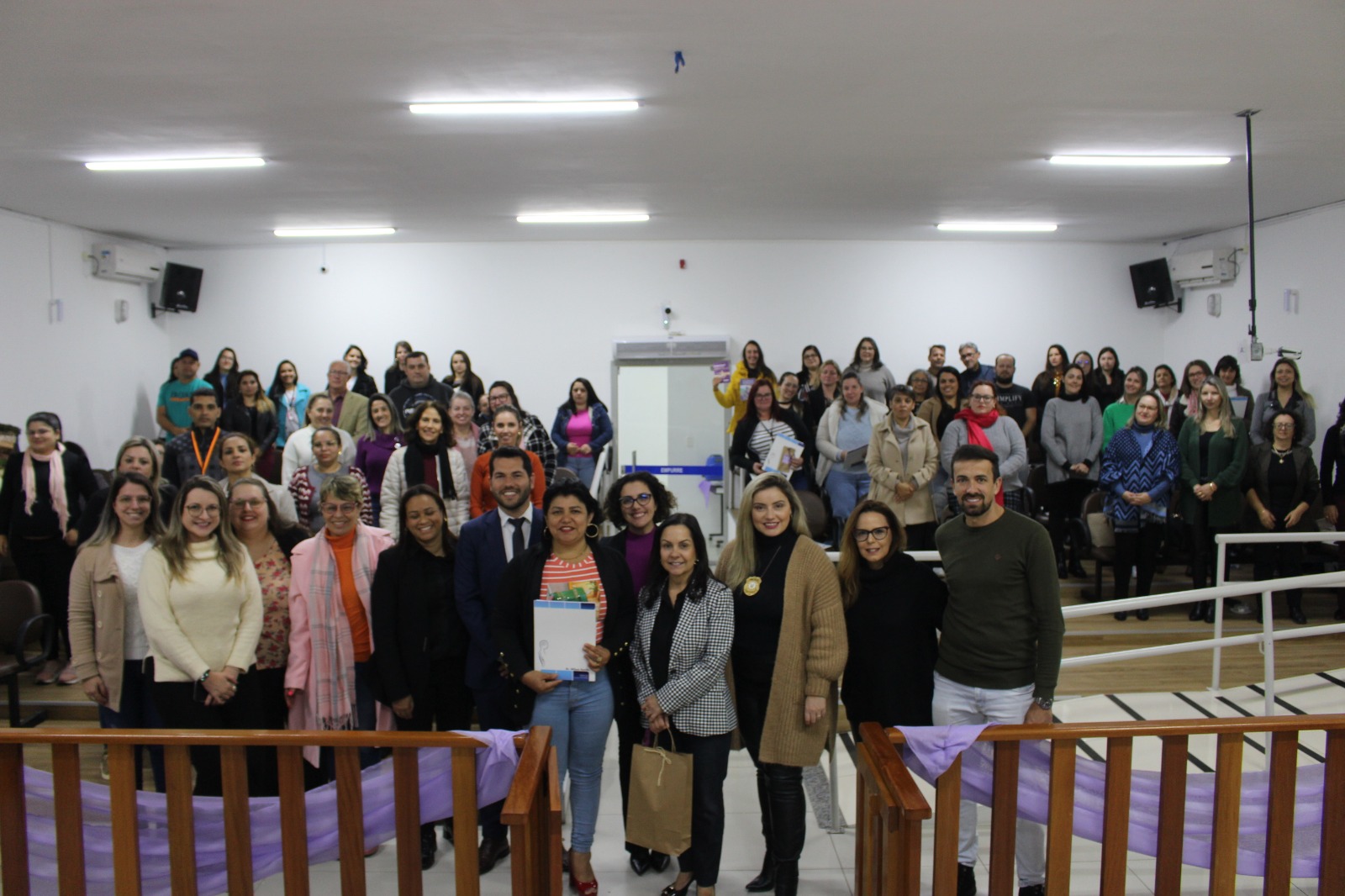 Assistência Social de Parobé promove capacitação com foco na proteção das mulheres vítimas de violência doméstica