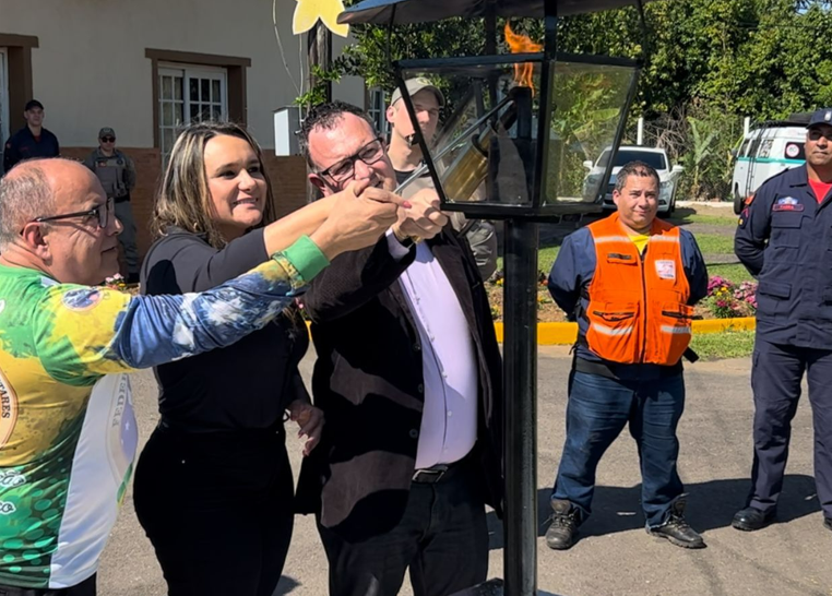 Taquara recebe o Fogo Simbólico da Pátria