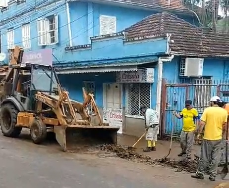 Ruas centrais de Igrejinha são liberadas após o alagamento desta manhã