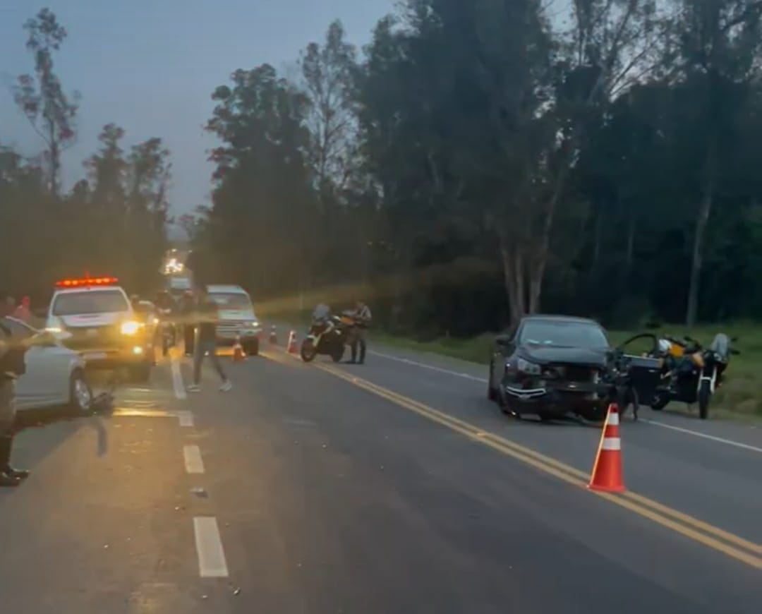 Colisão frontal é registrada na ERS-115