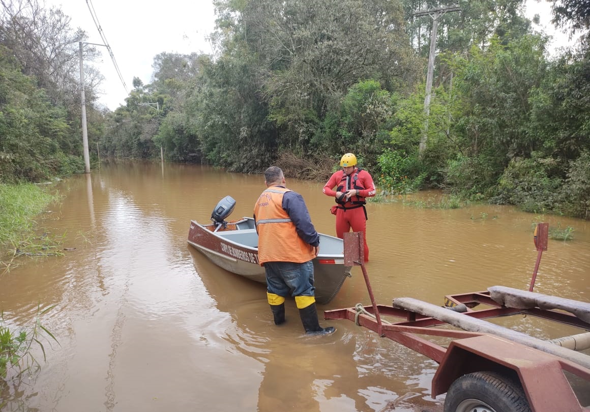 Taquara tem 42 moradores abrigados no ginásio da escola Ciep