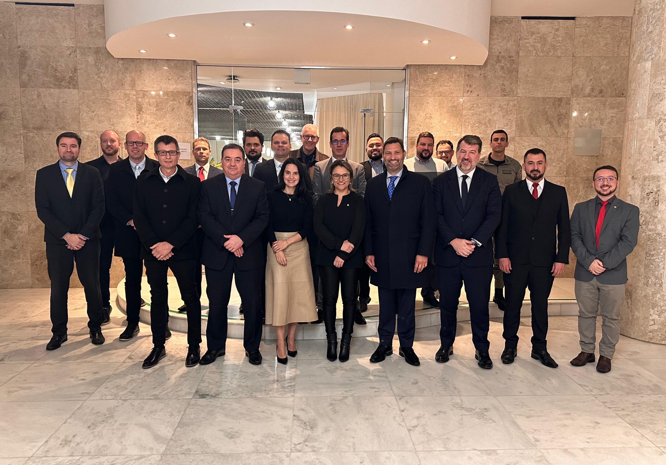 Comarca de Igrejinha pode ter elevação de entrância após entrega de ofício no Palácio da Justiça