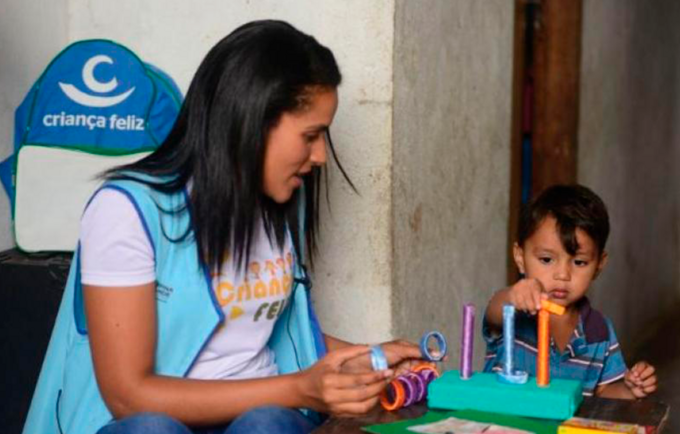 Prefeitura de Parobé seleciona profissionais para programas de atenção às crianças