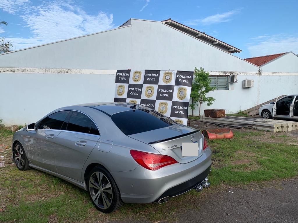 Casal é preso por tráfico de drogas e posse ilegal de munição e arma de fogo em Igrejinha