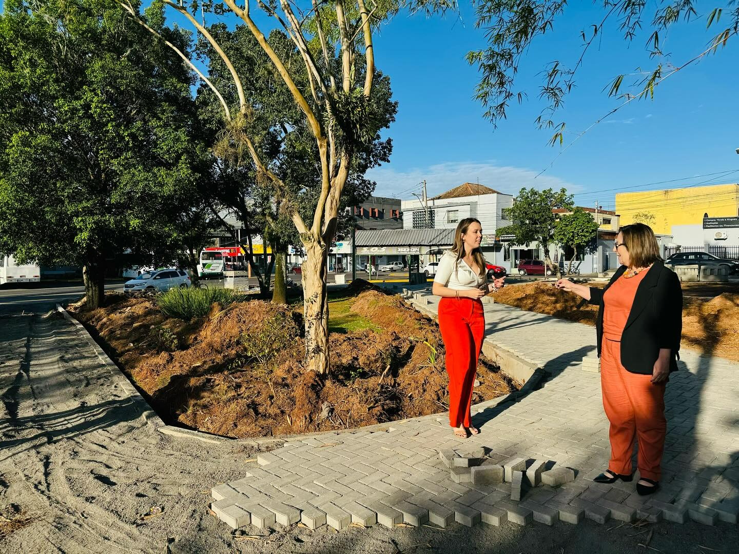 Revitalização da Praça da Bandeira segue em andamento no Centro de Taquara