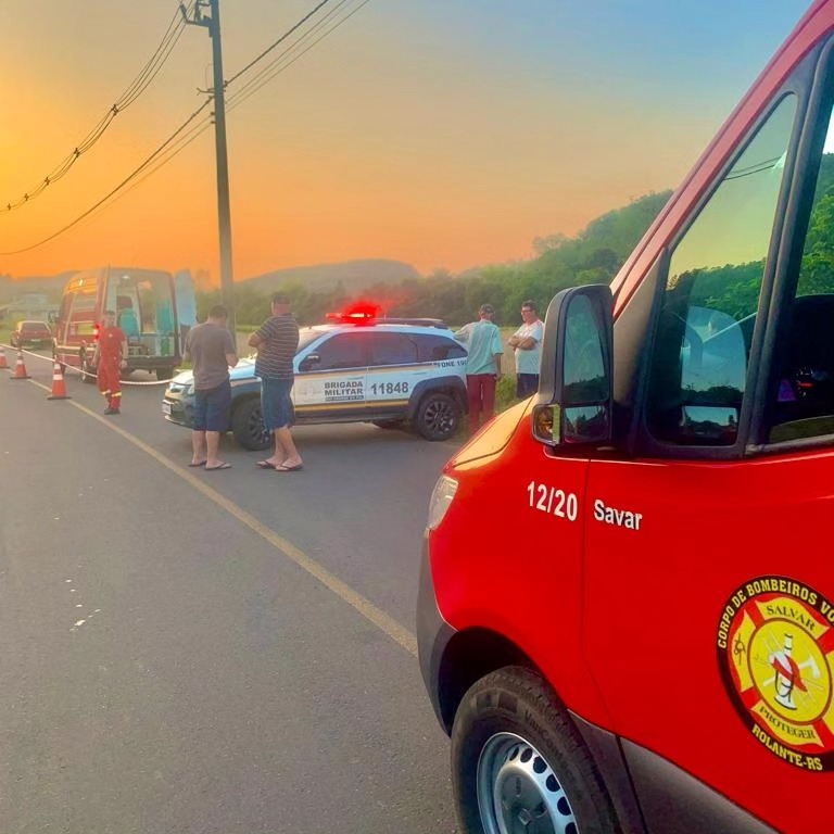 Adolescente morre após colidir motocicleta em poste em Rolante