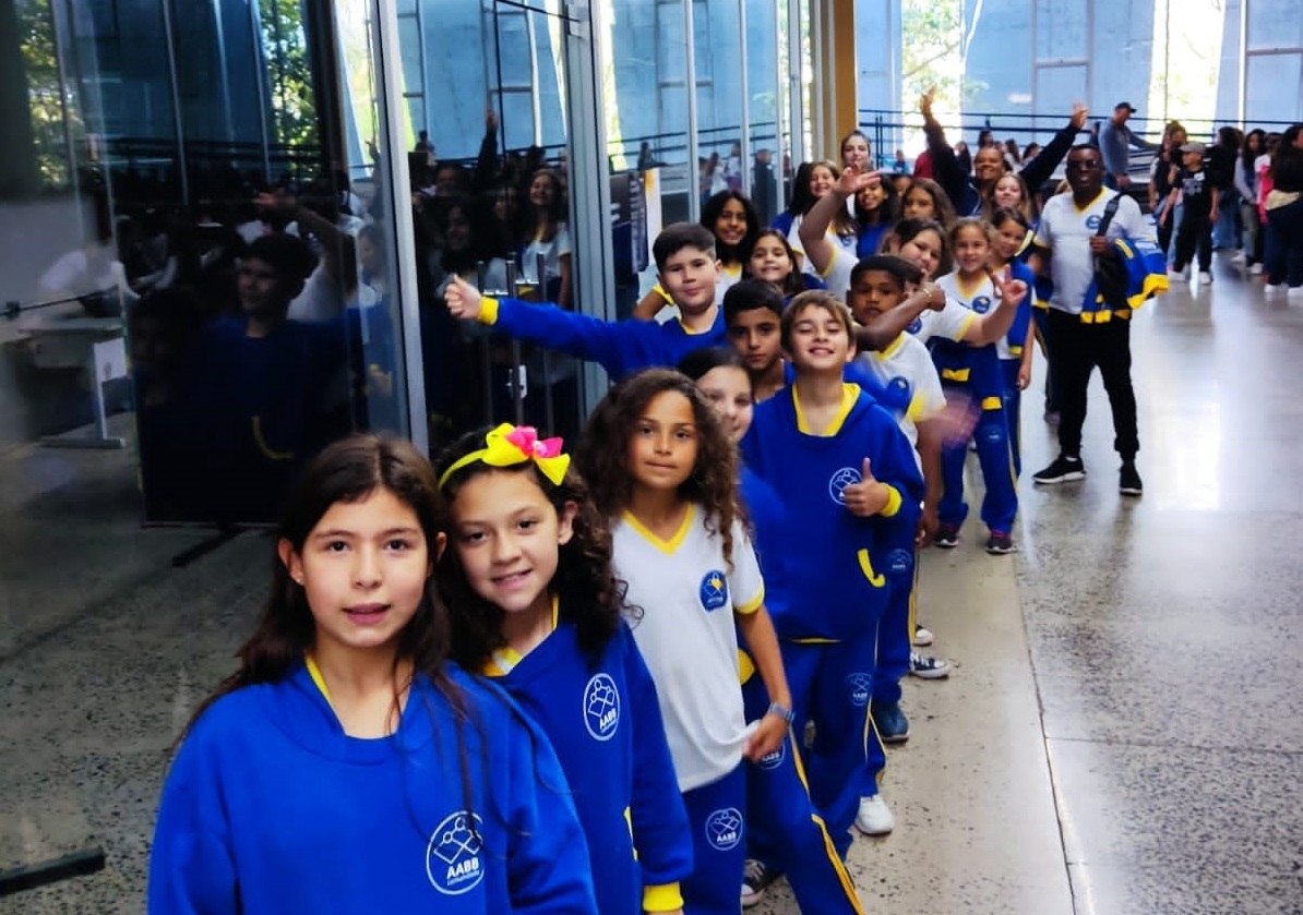 Estudantes da escola AABB Comunidade de Taquara participam de concerto didático da Ospa