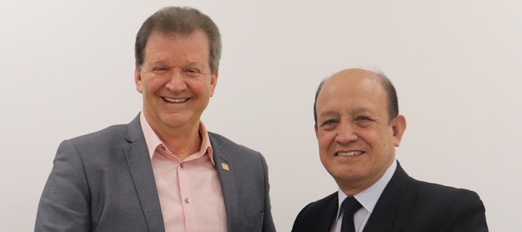 Faccat assina convênio com universidade do Peru