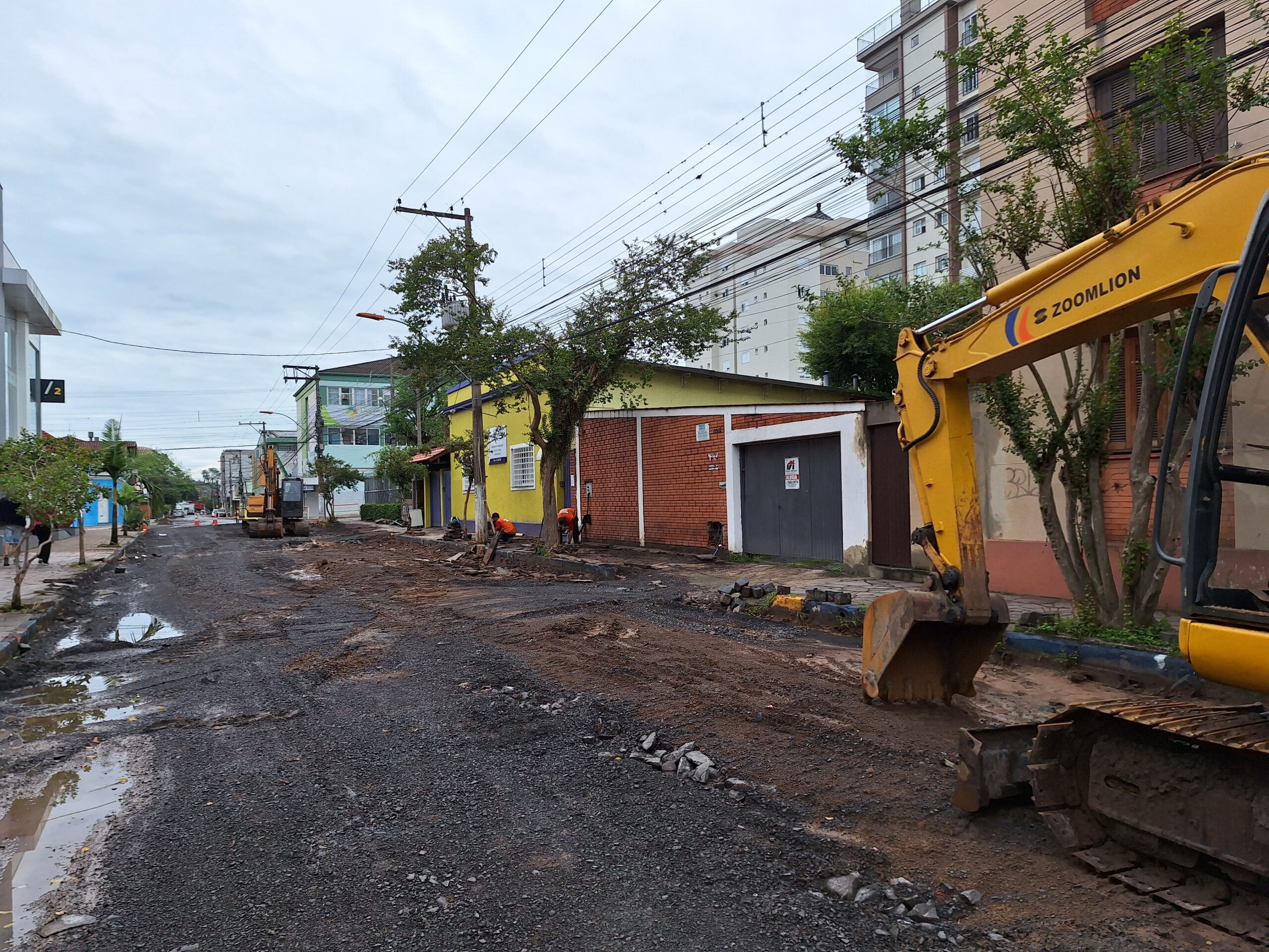 Obras na Rua Pinheiro Machado seguem em andamento em Taquara