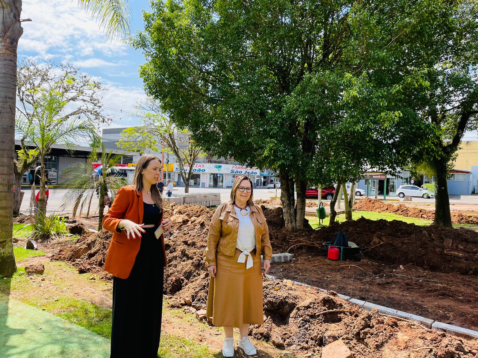 Obra de revitalização da Praça da Bandeira contará com caminhos com blocos de concreto em Taquara