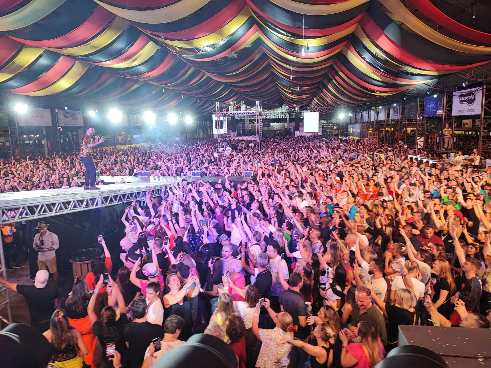 Sucesso de público marca o primeiro final de semana da 34ª Oktoberfest de Igrejinha