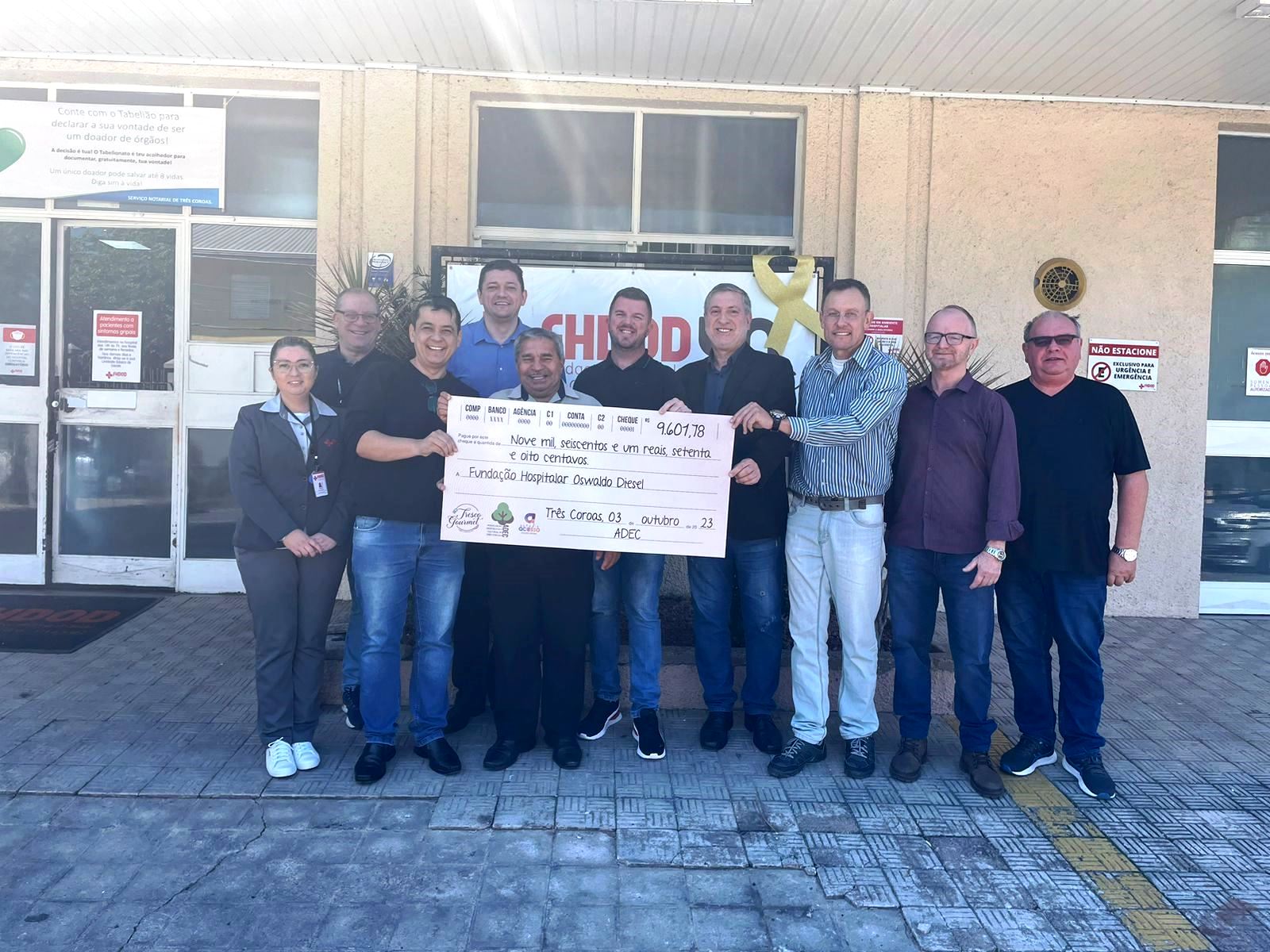 Organizadores do Tresco Gourmet repassam mais de R$ 9 mil para Hospital de Três Coroas