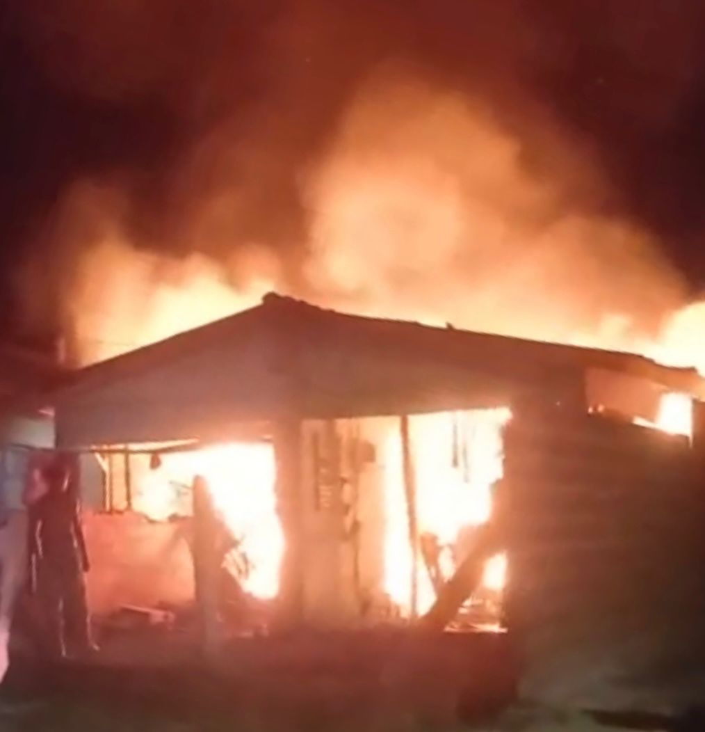 Incêndio atinge residência no bairro Empresa em Taquara