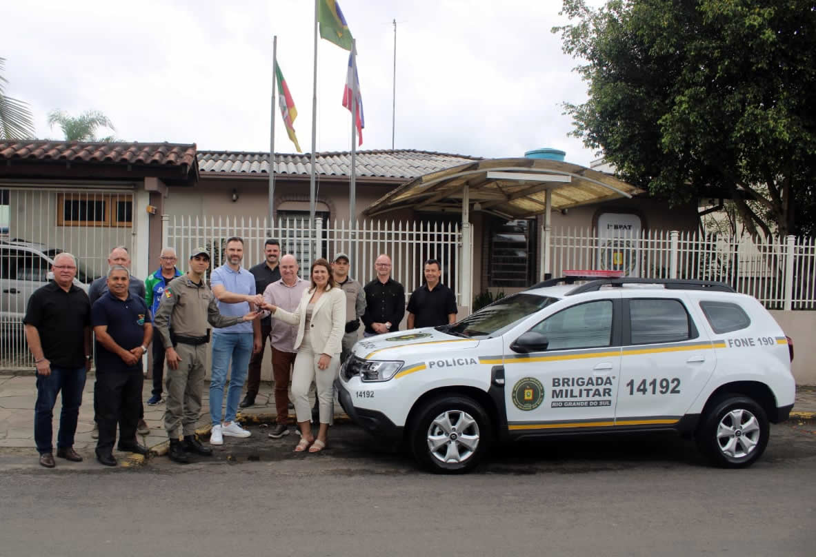 Nova viatura da Brigada Militar é entregue em Três Coroas