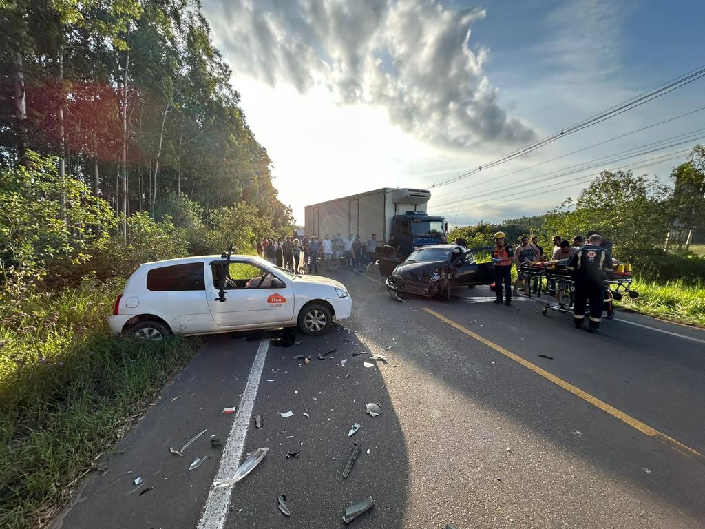 Três mulheres ficam feridas após colisão frontal na ERS-020 em Taquara