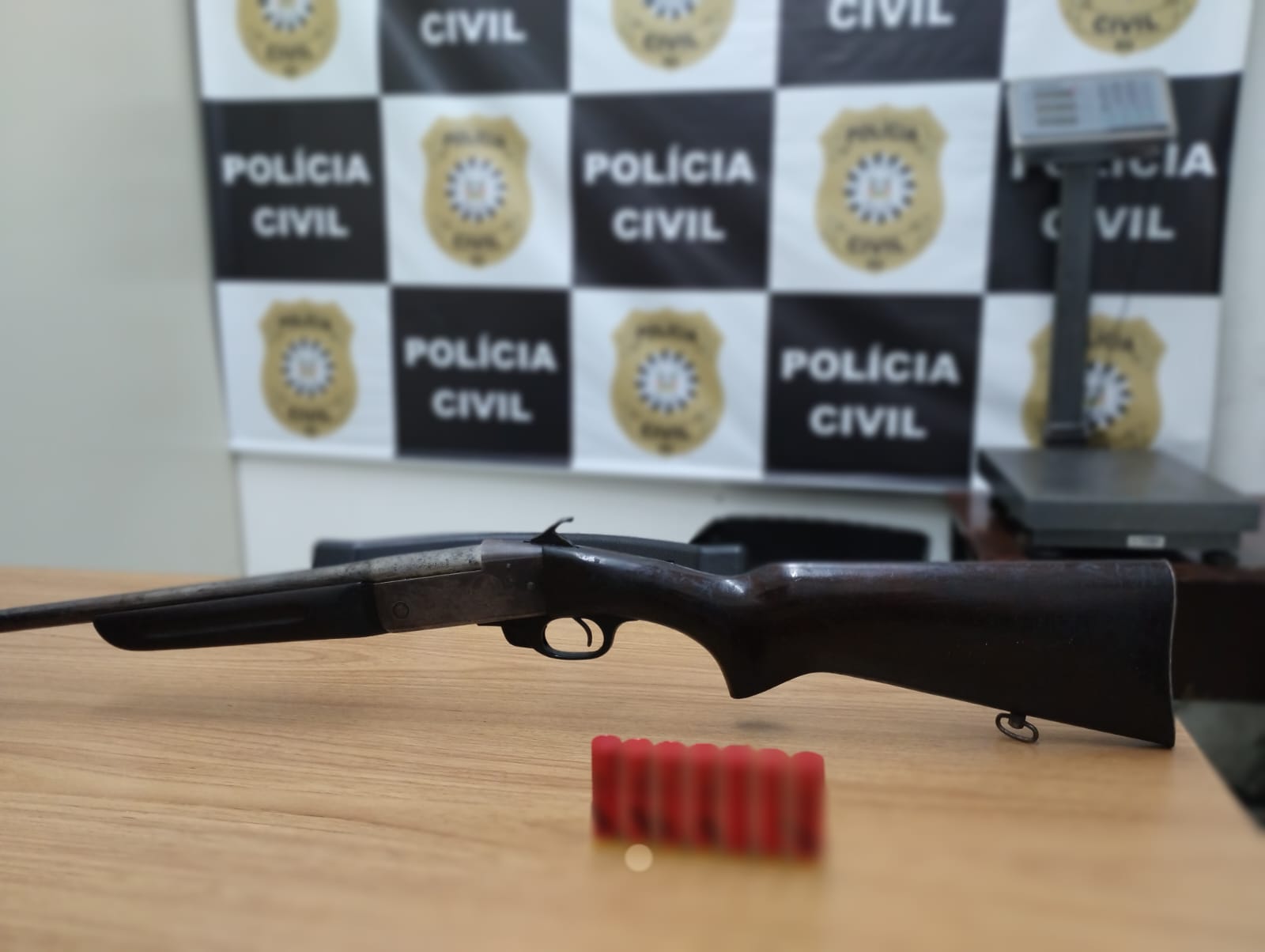 Polícia Civil apreende espingarda em residência de Taquara