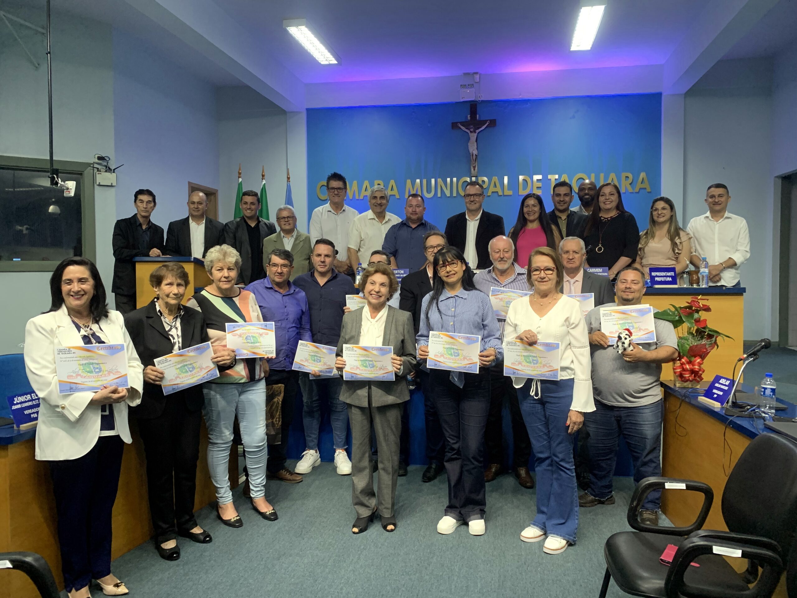 Câmara de Vereadores de Taquara realiza entrega dos títulos de Cidadão e Benemérito Cidadão Taquarense 2023