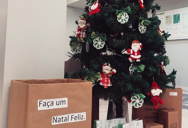 Agências Sicredi Caminho das Águas realizam campanha de arrecadação de brinquedos