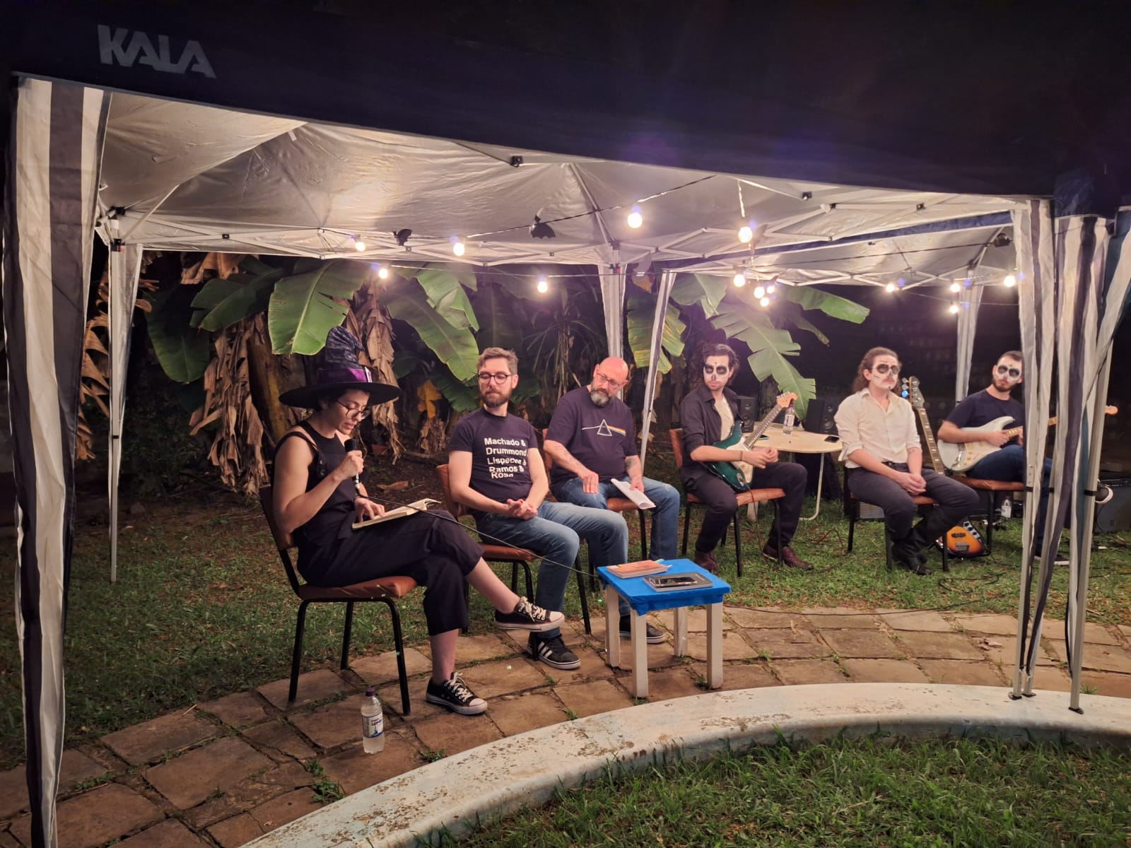 Leitura de contos e poemas marcam a segunda edição do Sarau do Terror de Taquara