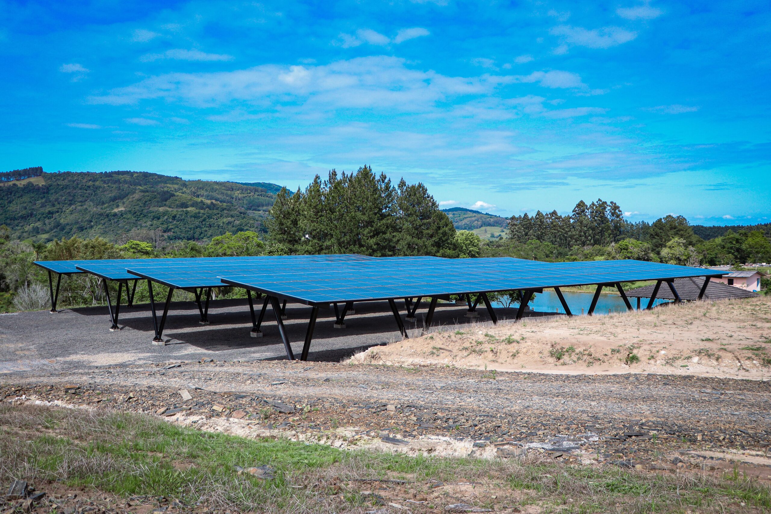 Sicredi Caminho das Águas chega aos 100 anos com 100% de eficiência em energia solar 