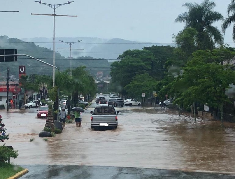 Defesa Civil de Três Coroas informa que Rio Paranhana ultrapassa cinco metros e atinge nível histórico