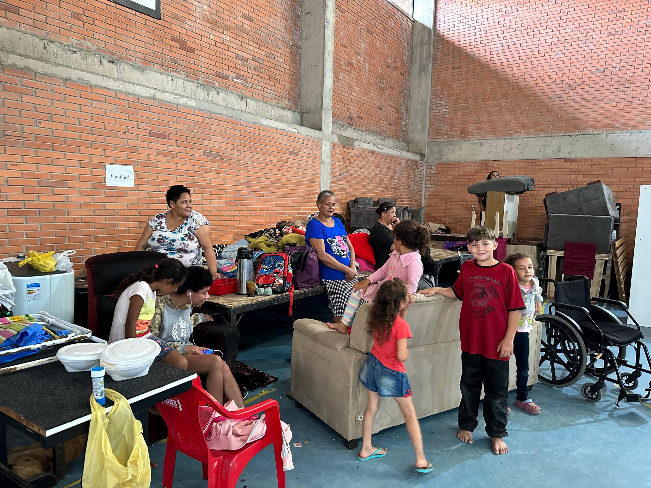 Taquara contabiliza mais de 2,4 mil pessoas desalojadas e 100 desabrigadas após enchente