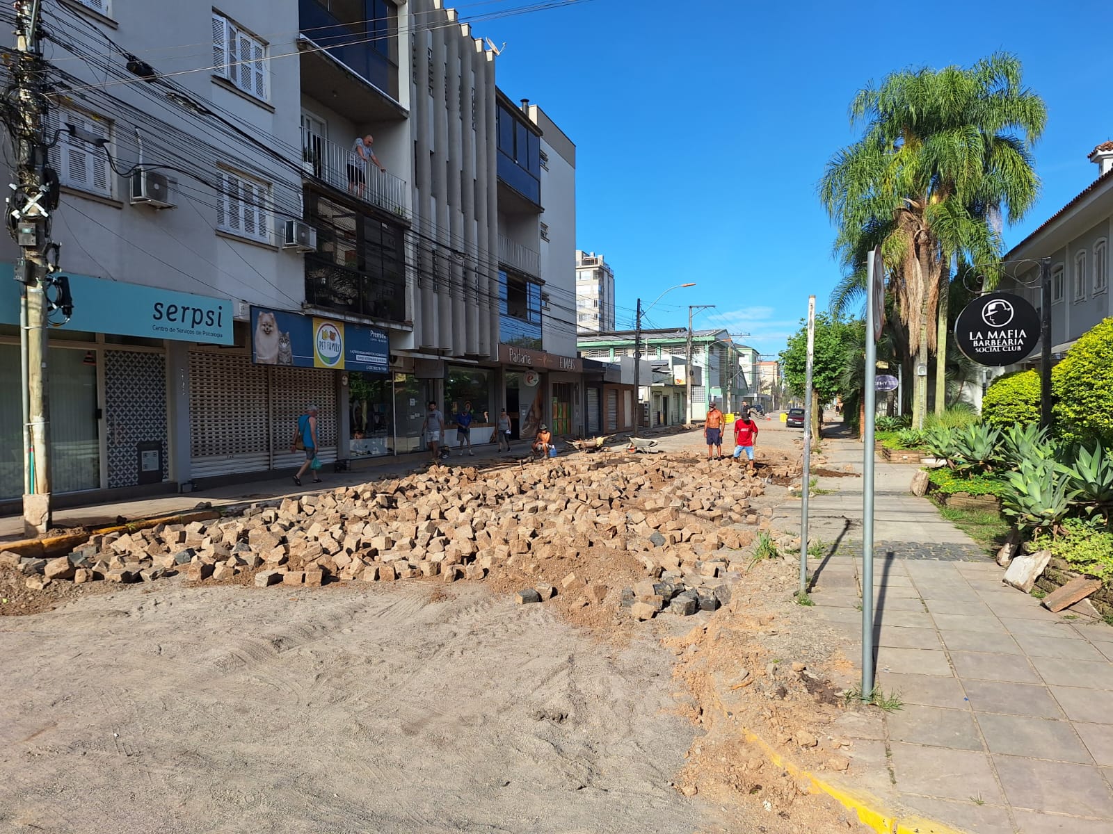Obras na Rua Pinheiro Machado continuam em andamento em Taquara