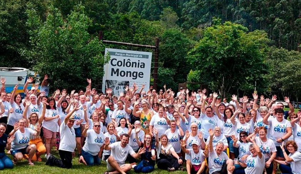 Integrantes participam de confraternização promovida pela Secretaria de Desenvolvimento Social de Rolante