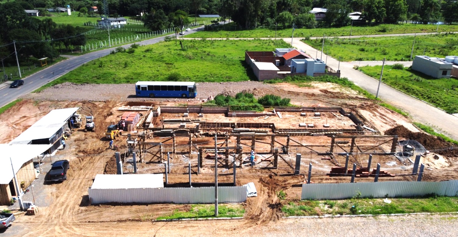 Seguem obras de construção da nova Escola de Educação Infantil de Parobé