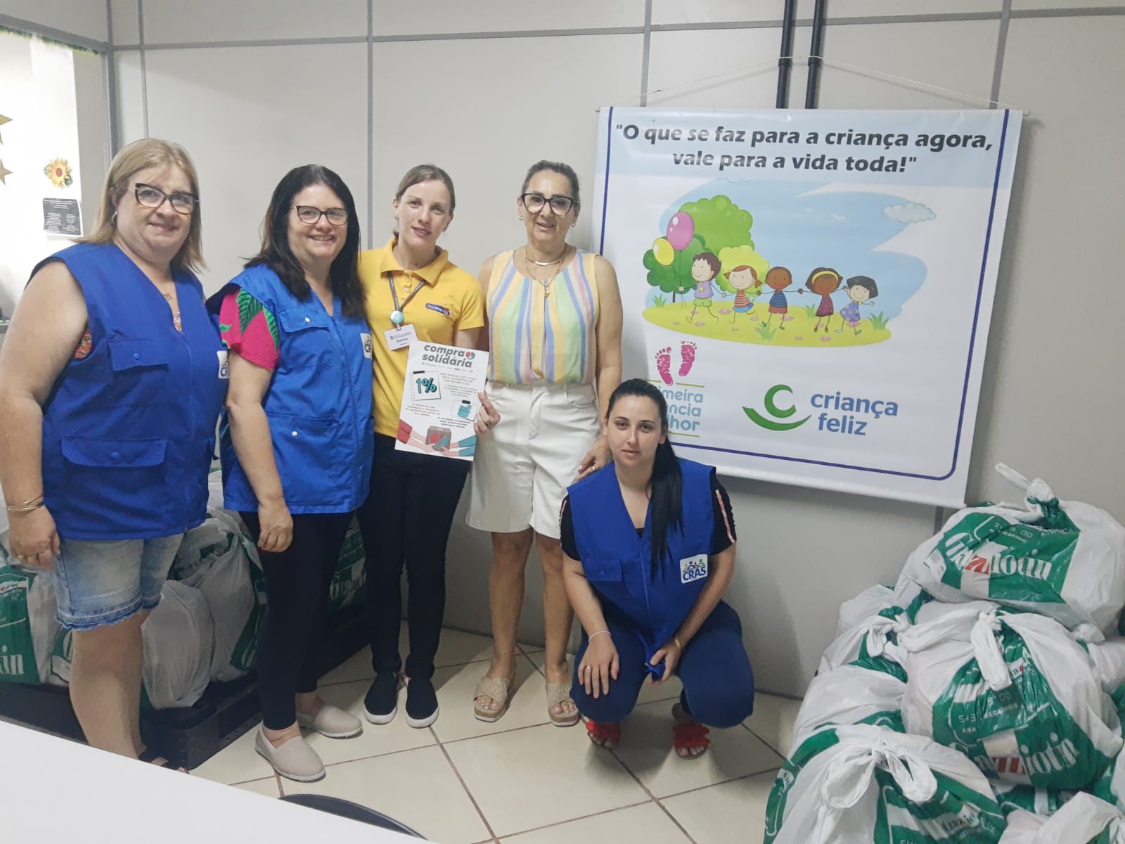 Secretaria de Desenvolvimento Social de Rolante recebe 40 cestas básicas do Grupo Grazziotin