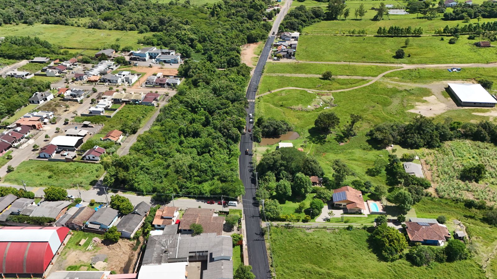 Prefeitura de Taquara inicia pavimentação asfáltica em trecho da Rua Santa Rosa