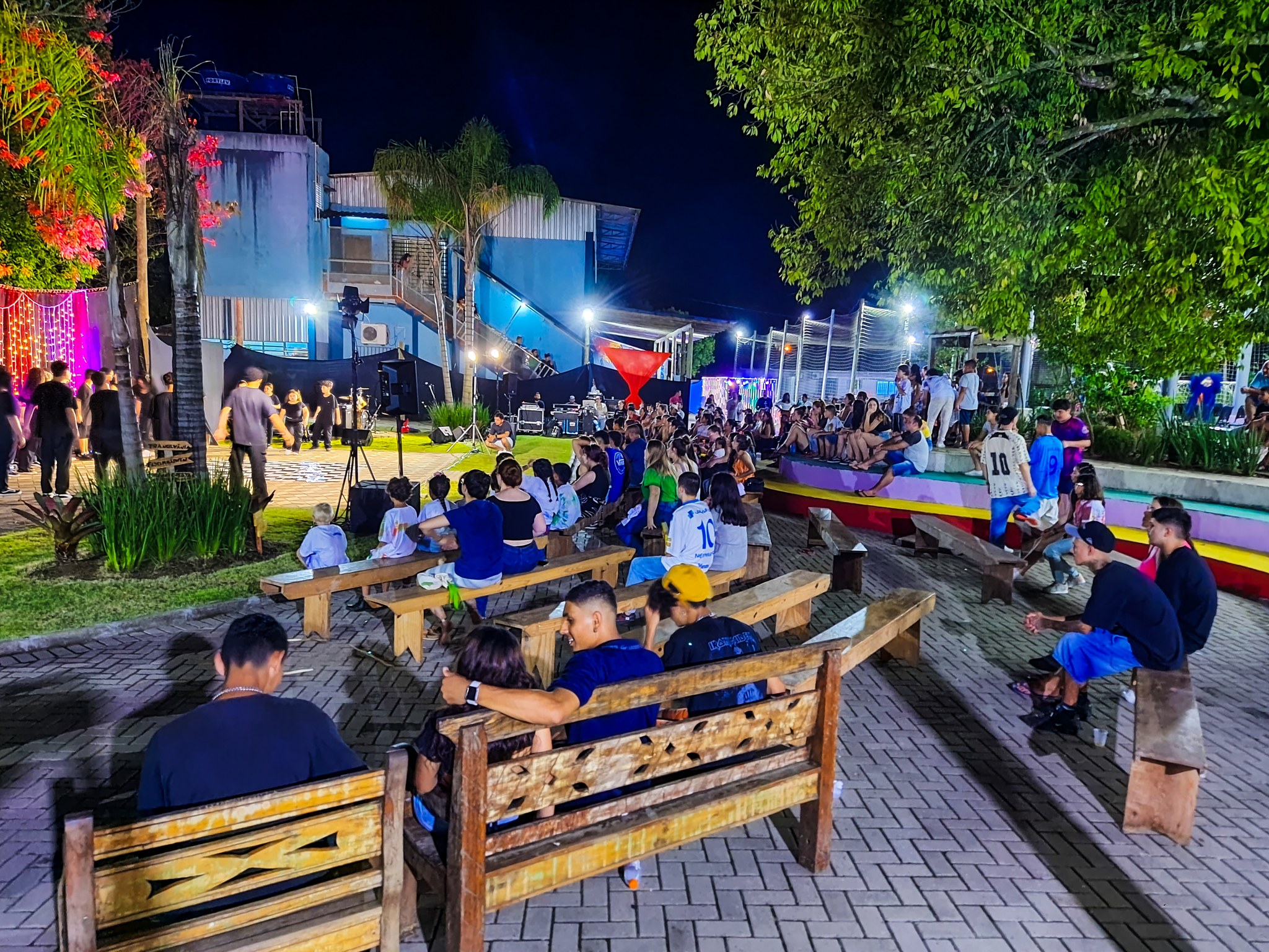 Noitada Cultural do Lar Padilha completa 25 anos e leva talento e emoção ao público