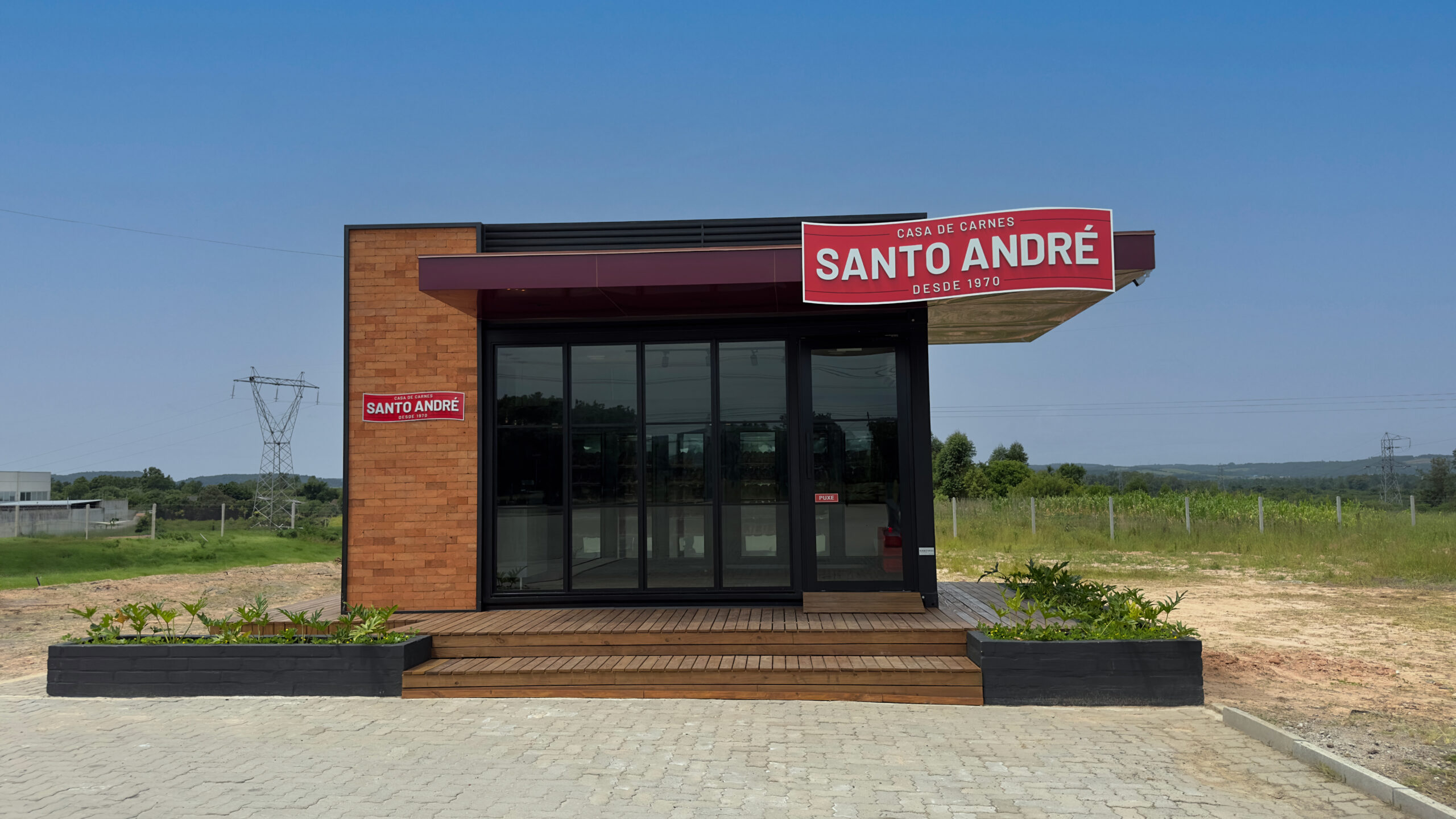 Conheça o novo ponto de vendas do Frigorífico Santo André em Taquara