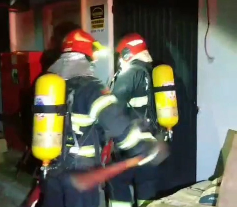 Incêndio em delivery de lanches é combatido pelos bombeiros voluntários de Igrejinha