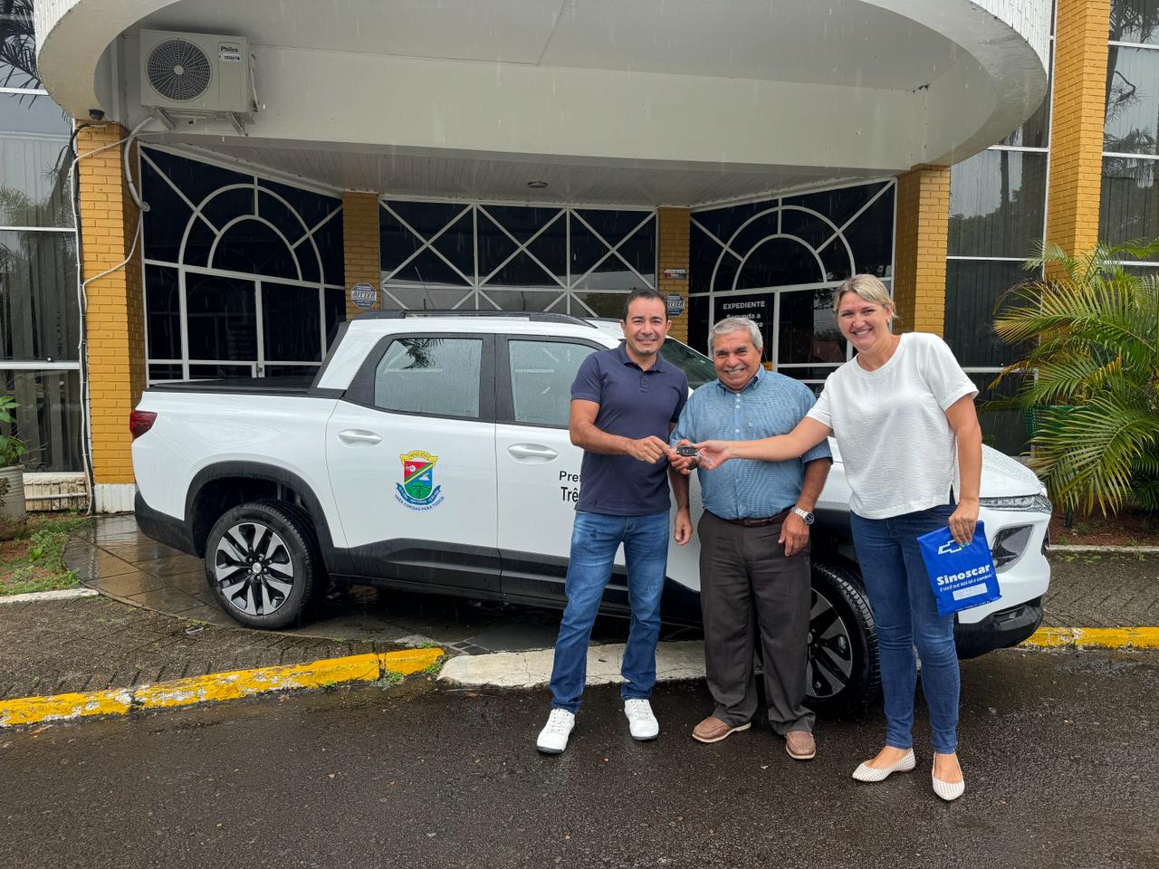 Três Coroas adquire novo veículo para o Centro de Referência em Assistência Social