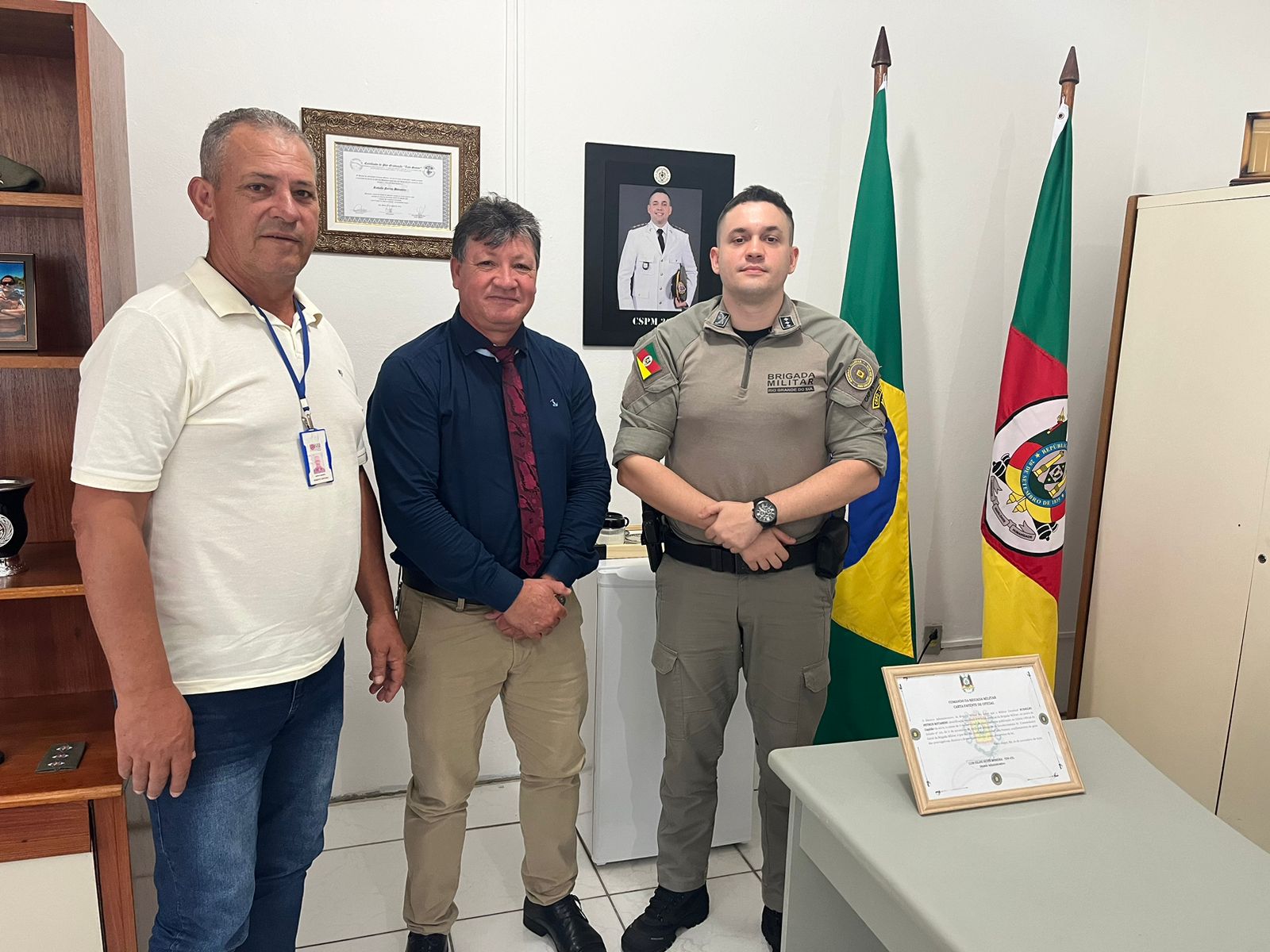Presidente do Legislativo visita novo comandante da Brigada Militar de Parobé