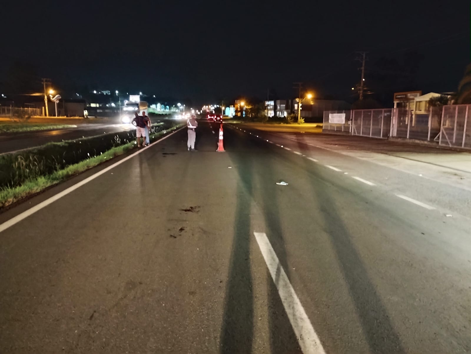 Pedestre é atropelada ao atravessar a pista na ERS-239 em Taquara