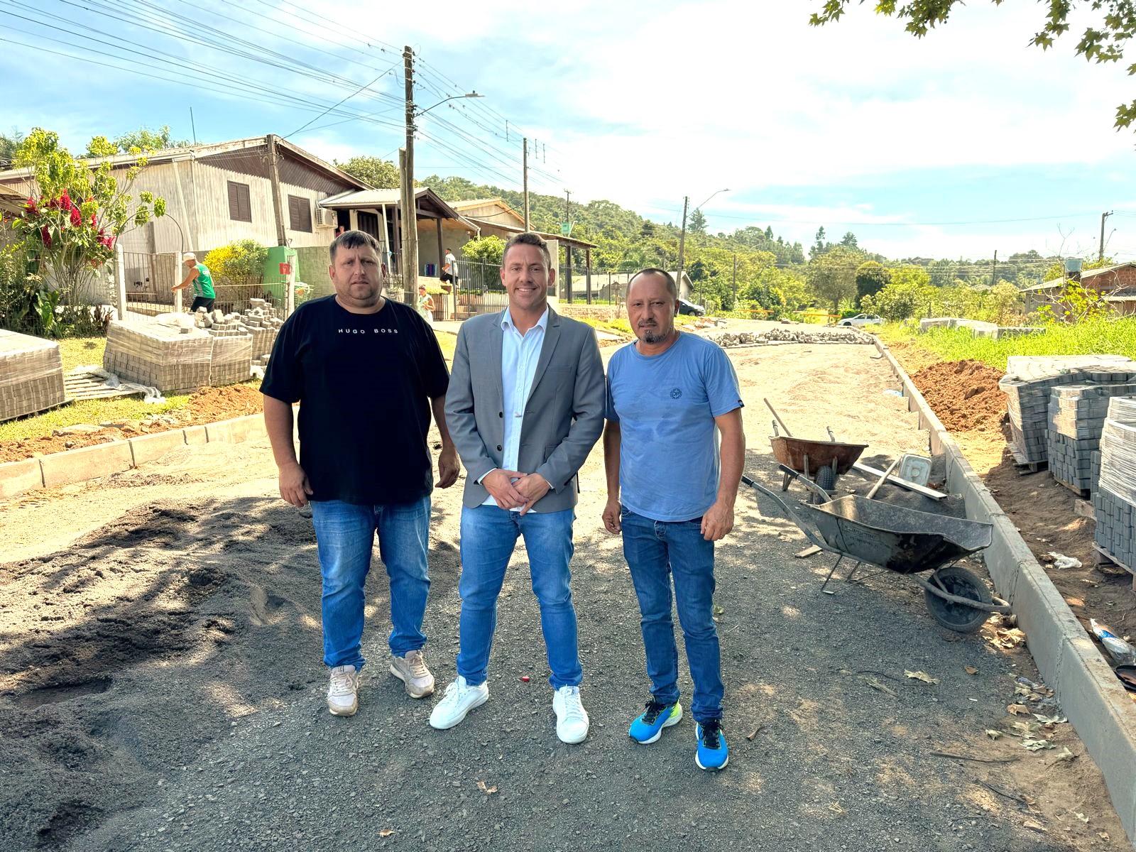Parobé segue com plano de obras e Rua José de Vasconcelos está sendo pavimentada