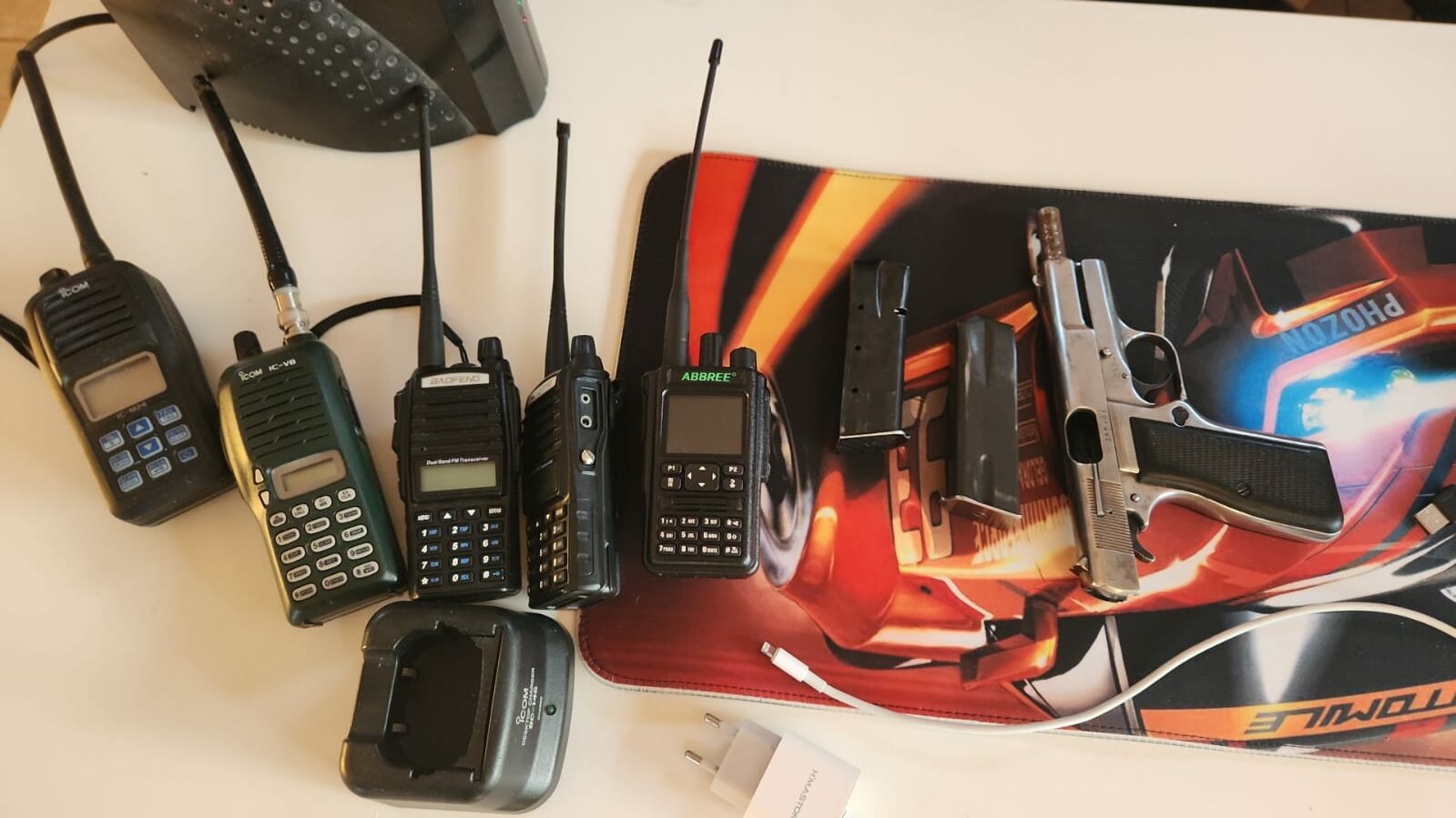 Homem é preso em Parobé com pistola 9 milímetros e rádios comunicadores