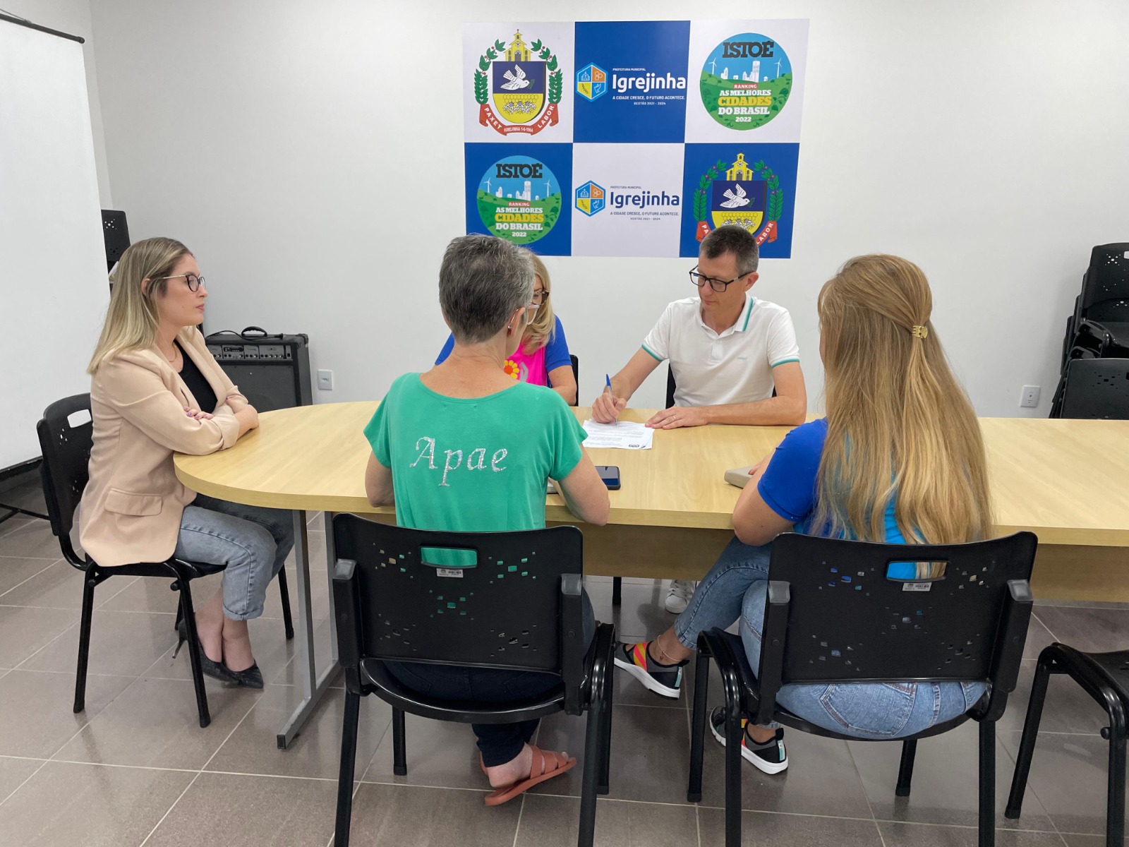 Administração Municipal renova parceria com a APAE de Igrejinha