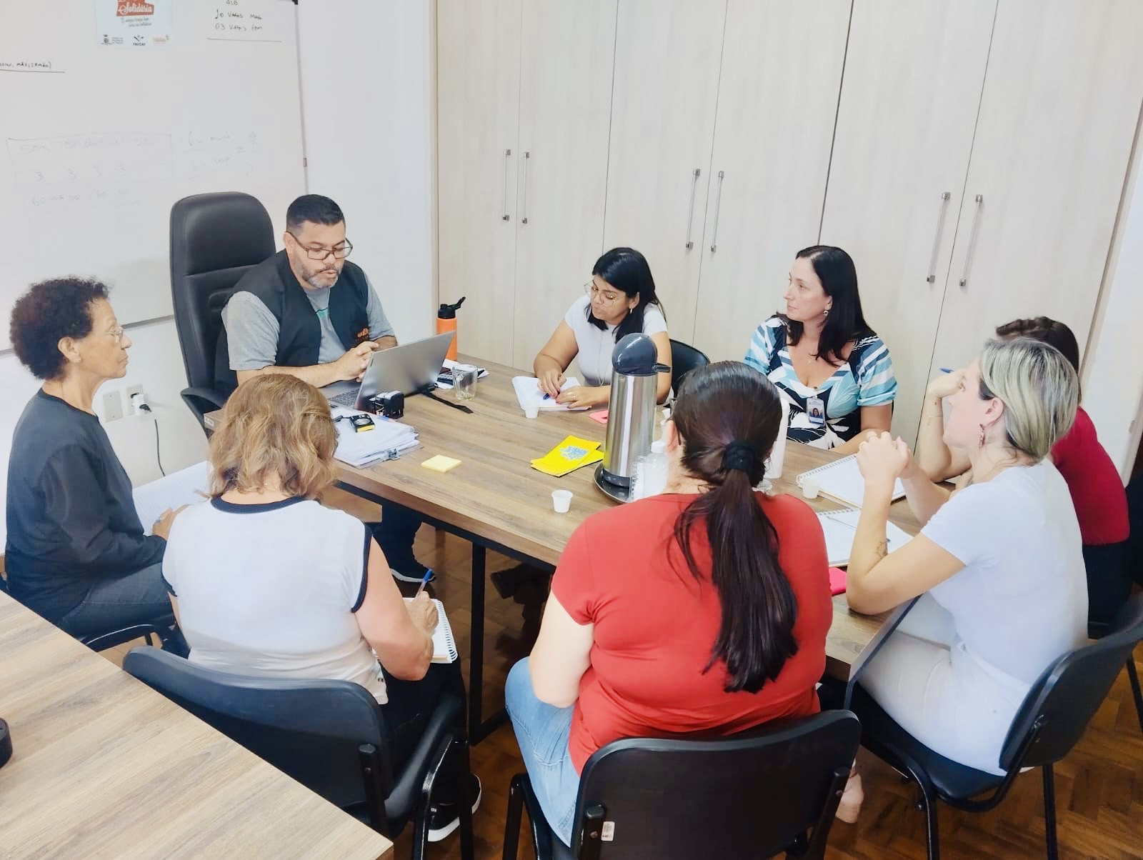 Reunião estratégica é promovida visando fortalecer o atendimento à população idosa em Taquara