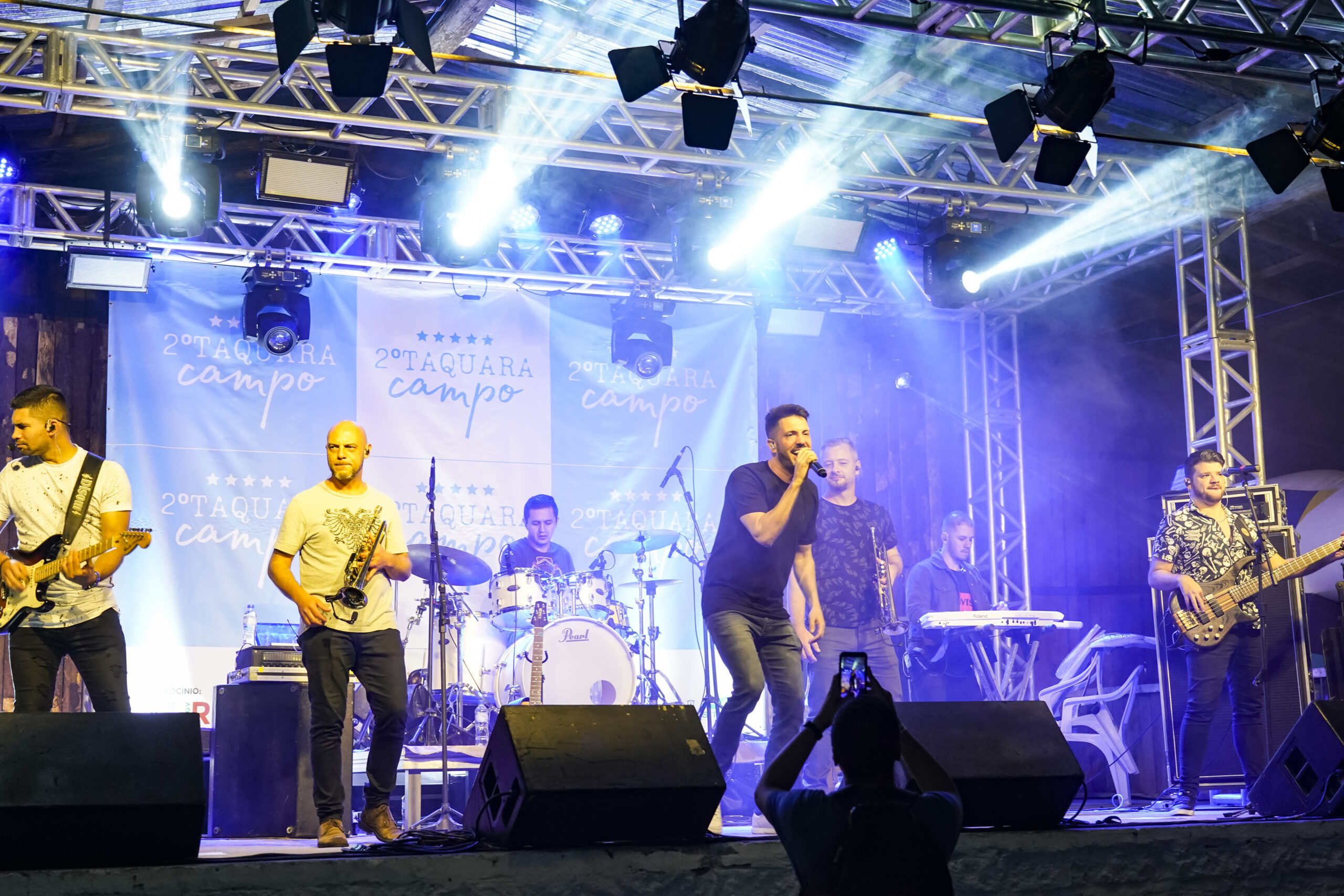 Brilha Som retorna ao Taquara Campo no show de abertura da festa