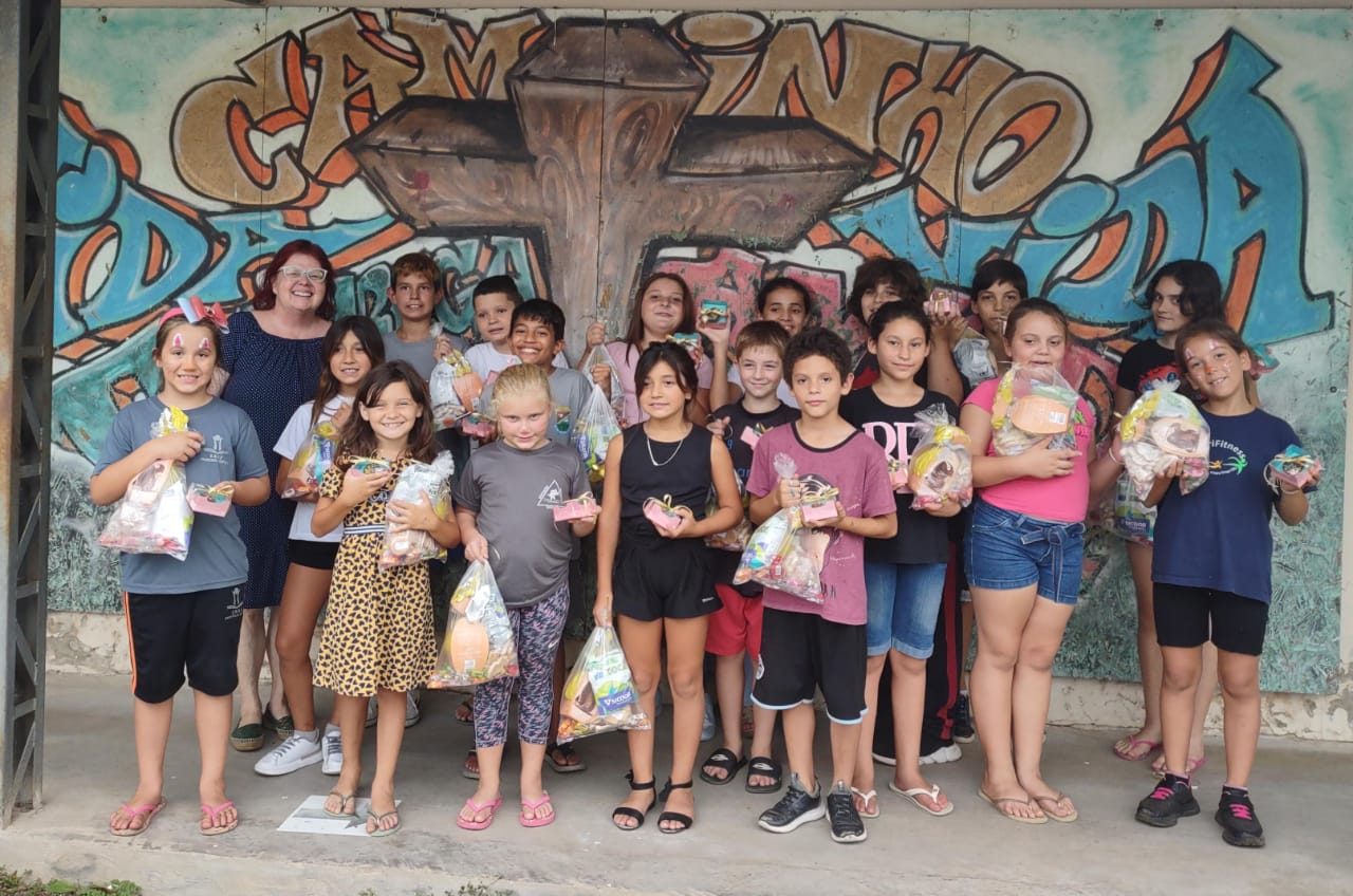 Campanha Páscoa Feliz da CDL de Igrejinha e Três Coroas entrega 800 ninhos para idosos e crianças