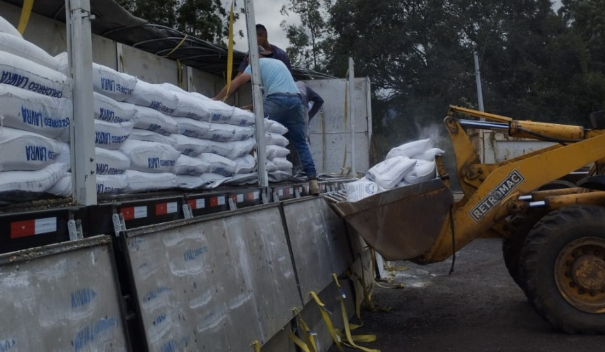 Riozinho distribui insumos aos agricultores através do Programa de Recuperação da Fertilidade do Solo